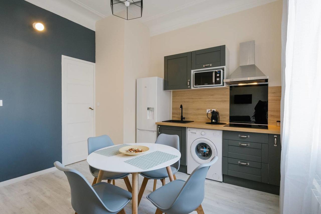 Flat Saint Charles Apartment Марсилия Екстериор снимка